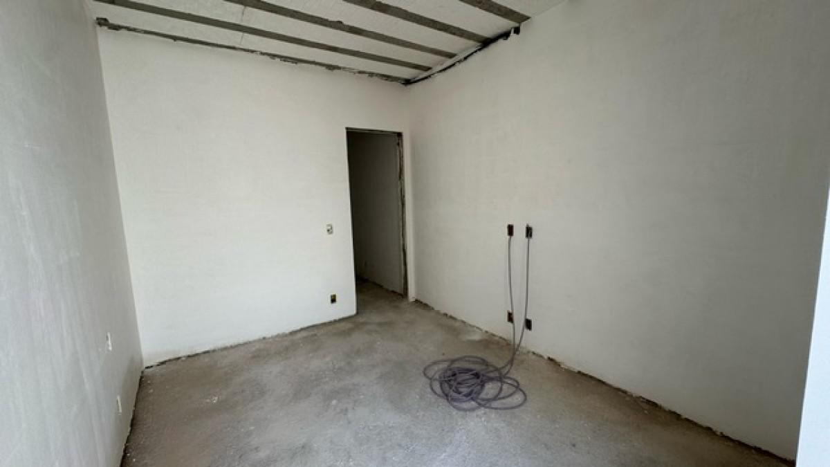 Casa, Cabral, 3 Quartos, 4 Vagas, 3 Suítes