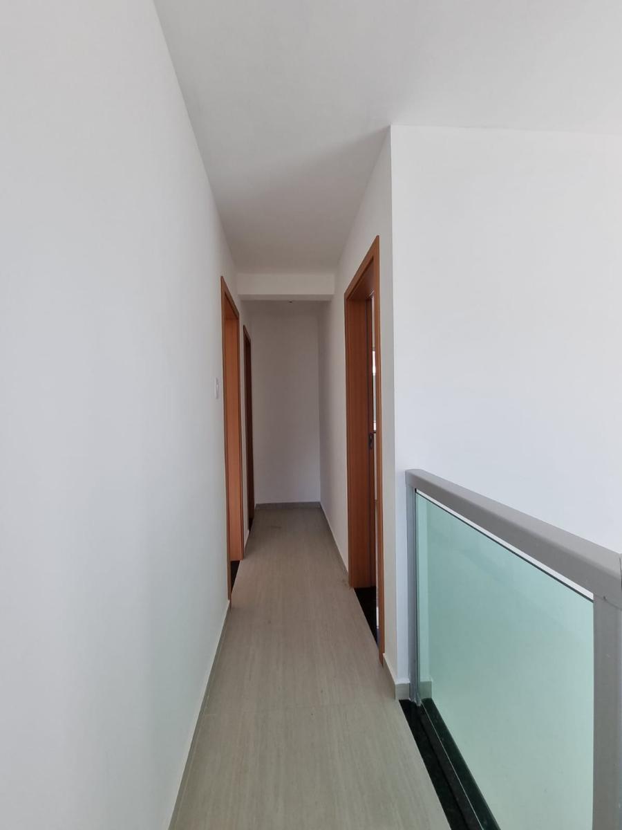 Casa, Masterville, 3 Quartos, 1 Vaga