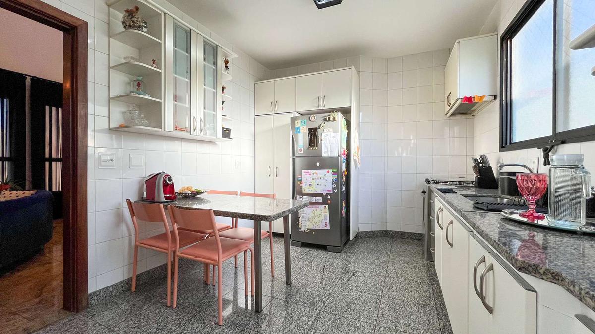 Cobertura, Gutierrez, 4 Quartos, 3 Vagas, 2 Suítes