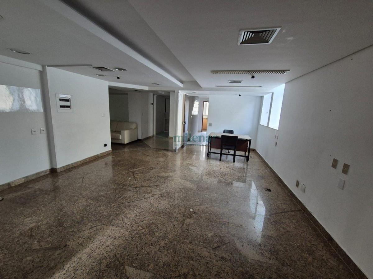 Galpão, Funcionários, 0 Quarto, 0 Vaga