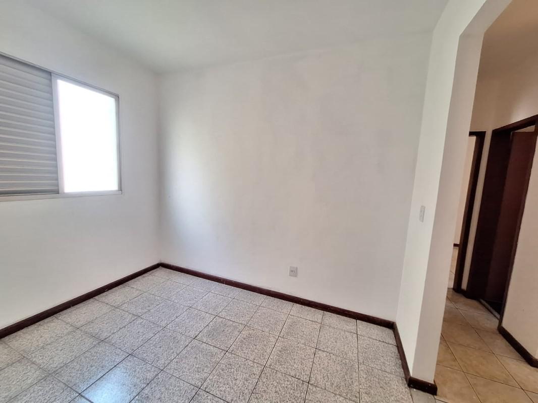 Apartamento, Sagrada Família, 2 Quartos, 1 Vaga, 1 Suíte