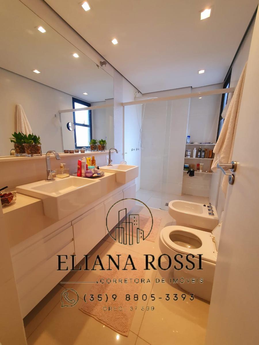 Apartamento, Centro, 4 Quartos, 2 Vagas, 1 Suíte