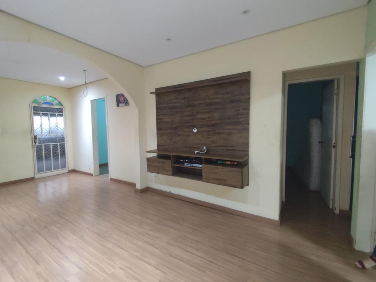 Casa, Palmeiras, 3 Quartos, 6 Vagas, 1 Suíte