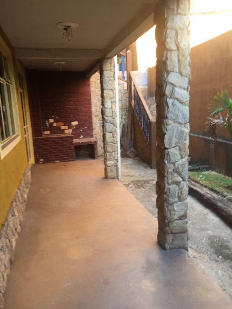 Casa, Cabral, 3 Quartos, 4 Vagas, 1 Suíte