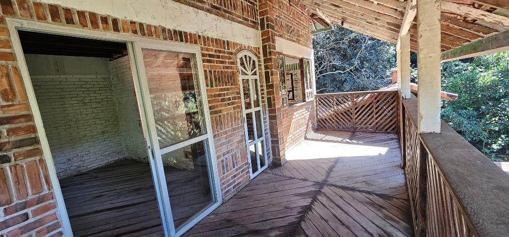 Fazenda, Morro da Cruz, 4 Quartos, 0 Vaga