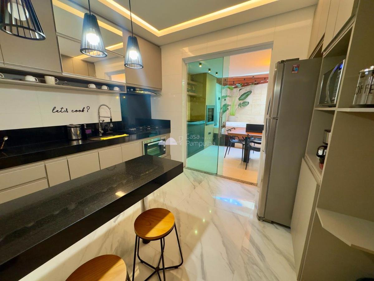 Casa, Santa Mônica, 3 Quartos, 2 Vagas, 1 Suíte