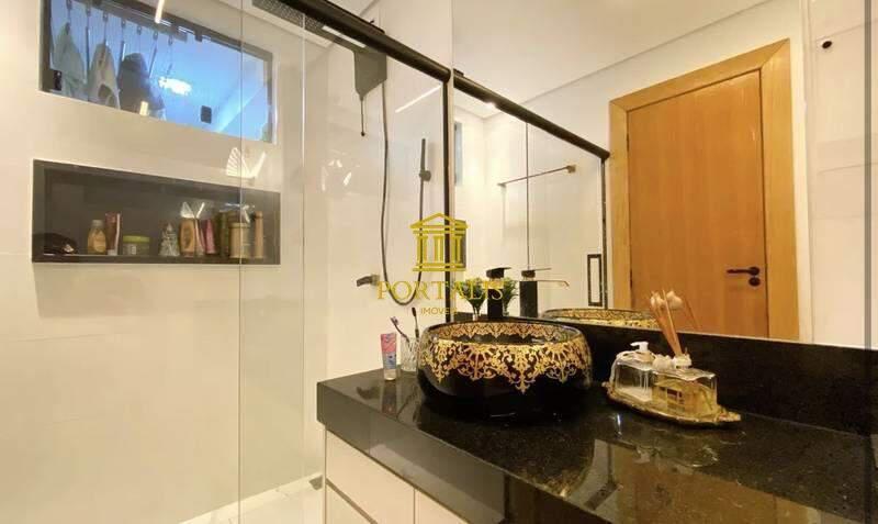 Casa, Lourdes, 3 Quartos, 0 Vaga, 1 Suíte