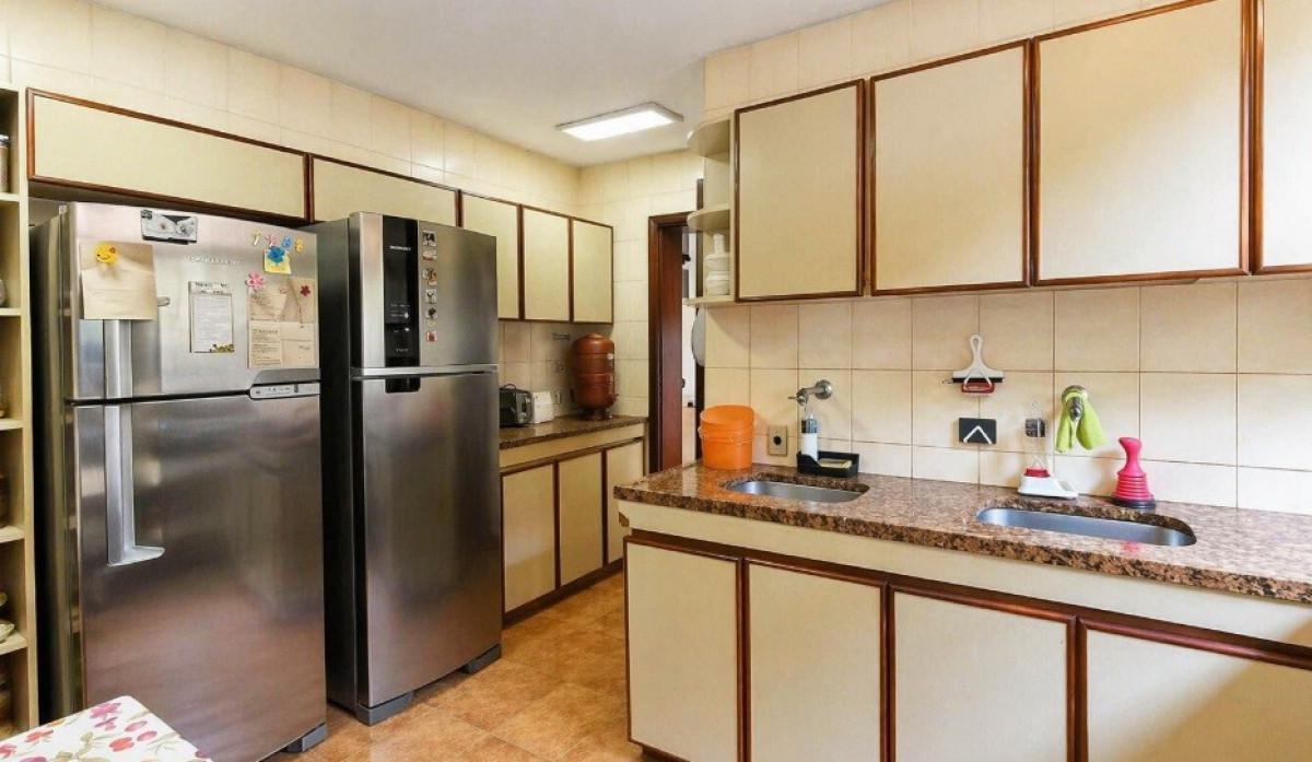 Casa, Santo Antônio, 8 Quartos, 3 Vagas, 3 Suítes