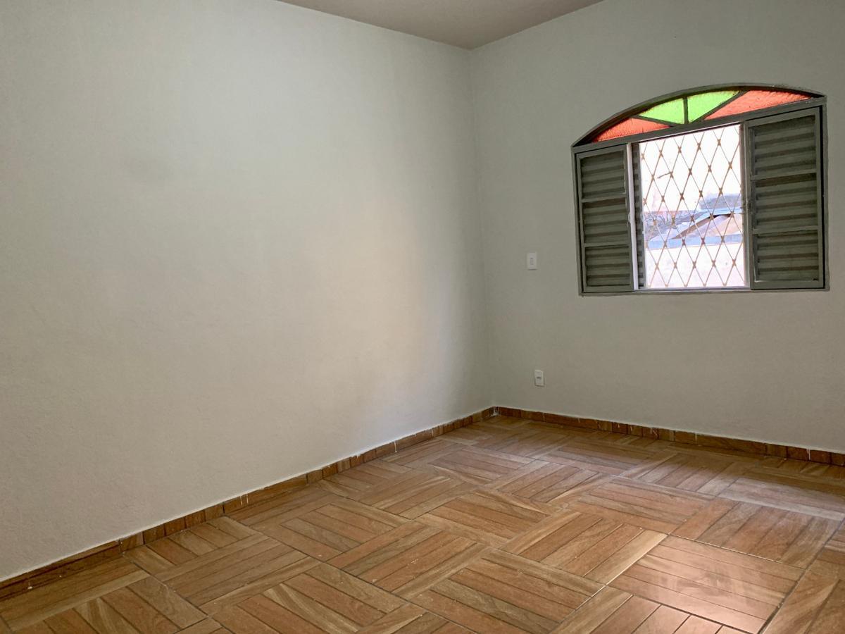 Casa, Arvoredo, 3 Quartos, 2 Vagas, 1 Suíte