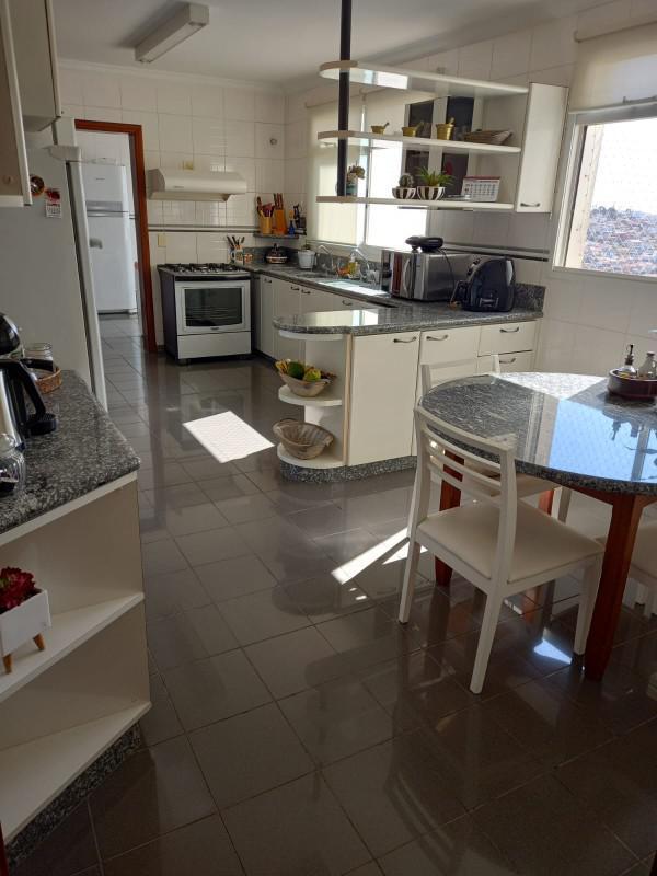 Apartamento, Centro, 4 Quartos, 2 Vagas, 1 Suíte