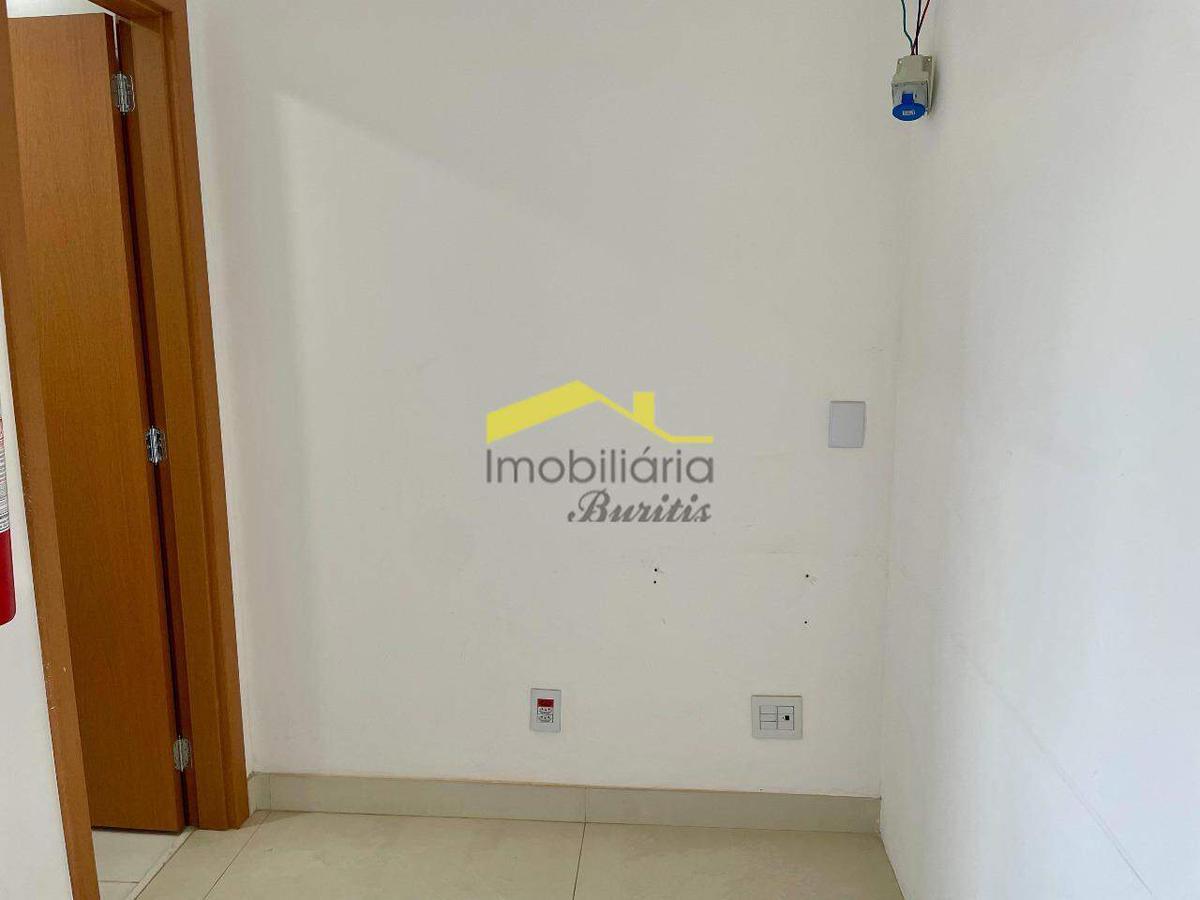Sala, Estoril, 2 Vagas