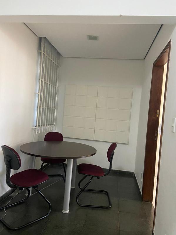Sala, São José (pampulha)