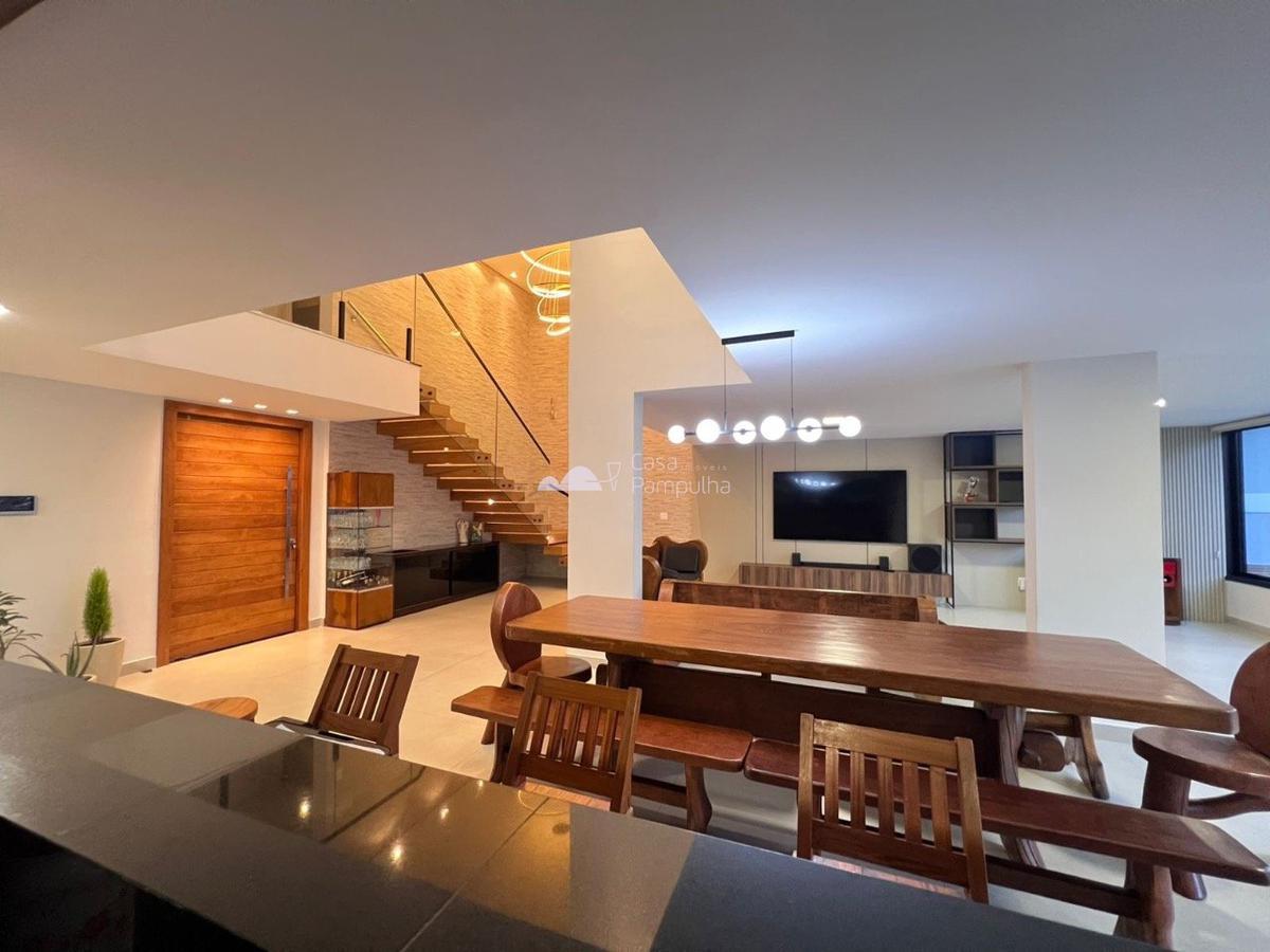 Casa, Itapoã, 3 Quartos, 4 Vagas, 3 Suítes
