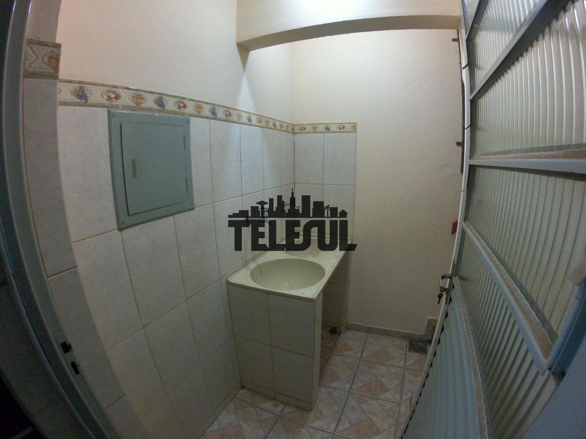 Casa, Centro, 3 Quartos, 0 Vaga, 1 Suíte
