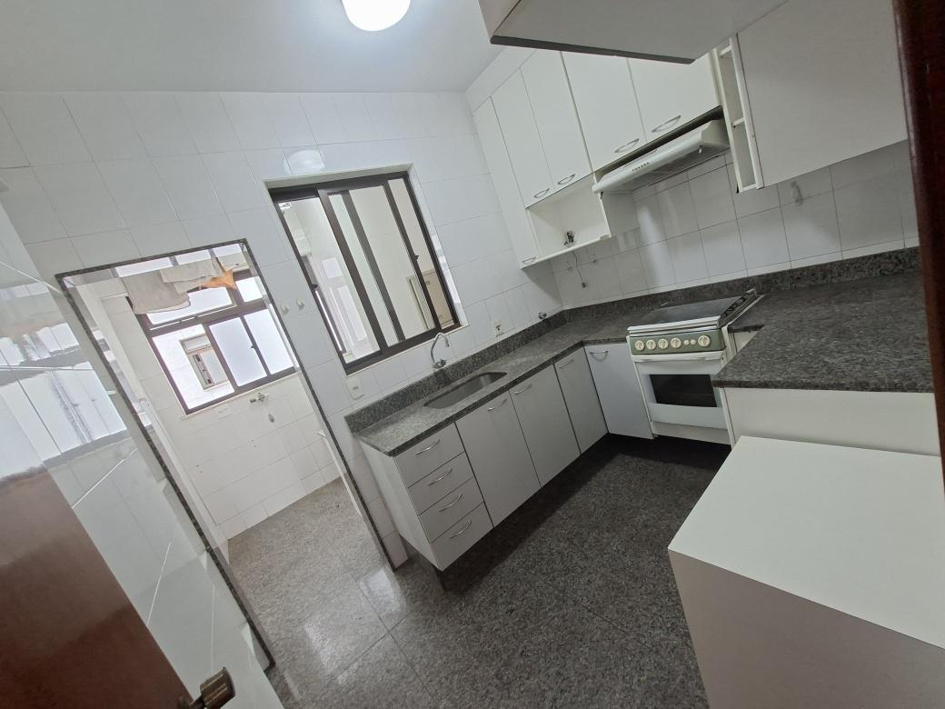 Apartamento, Savassi, 4 Quartos, 2 Vagas, 1 Suíte