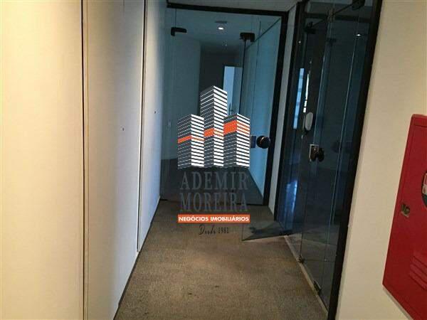 Andar, Funcionários