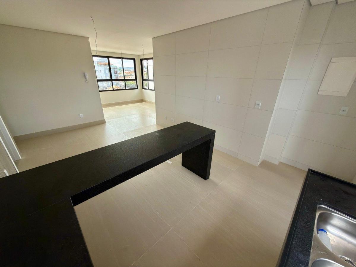 Apartamento, Jaraguá, 4 Quartos, 3 Vagas, 1 Suíte