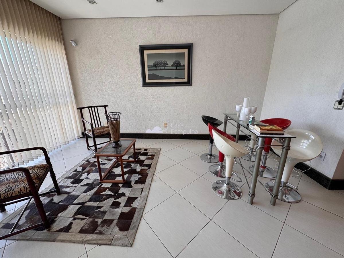 Casa, Itapoã, 4 Quartos, 8 Vagas, 3 Suítes