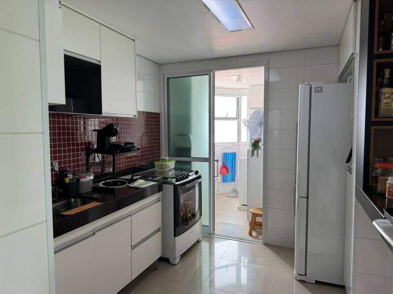 Apartamento, Itapoã, 3 Quartos, 2 Vagas, 2 Suítes