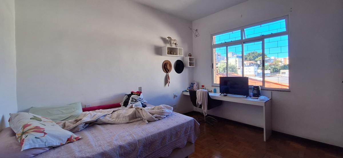 Casa, Floresta, 4 Quartos, 2 Vagas