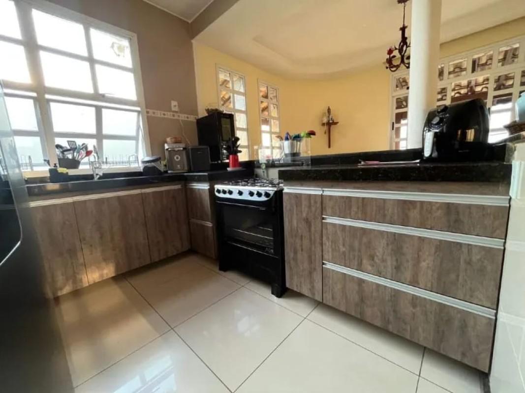 Casa, Diamante, 4 Quartos, 3 Vagas