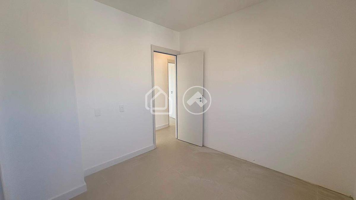 Apartamento, Estoril, 3 Quartos, 1 Vaga, 1 Suíte