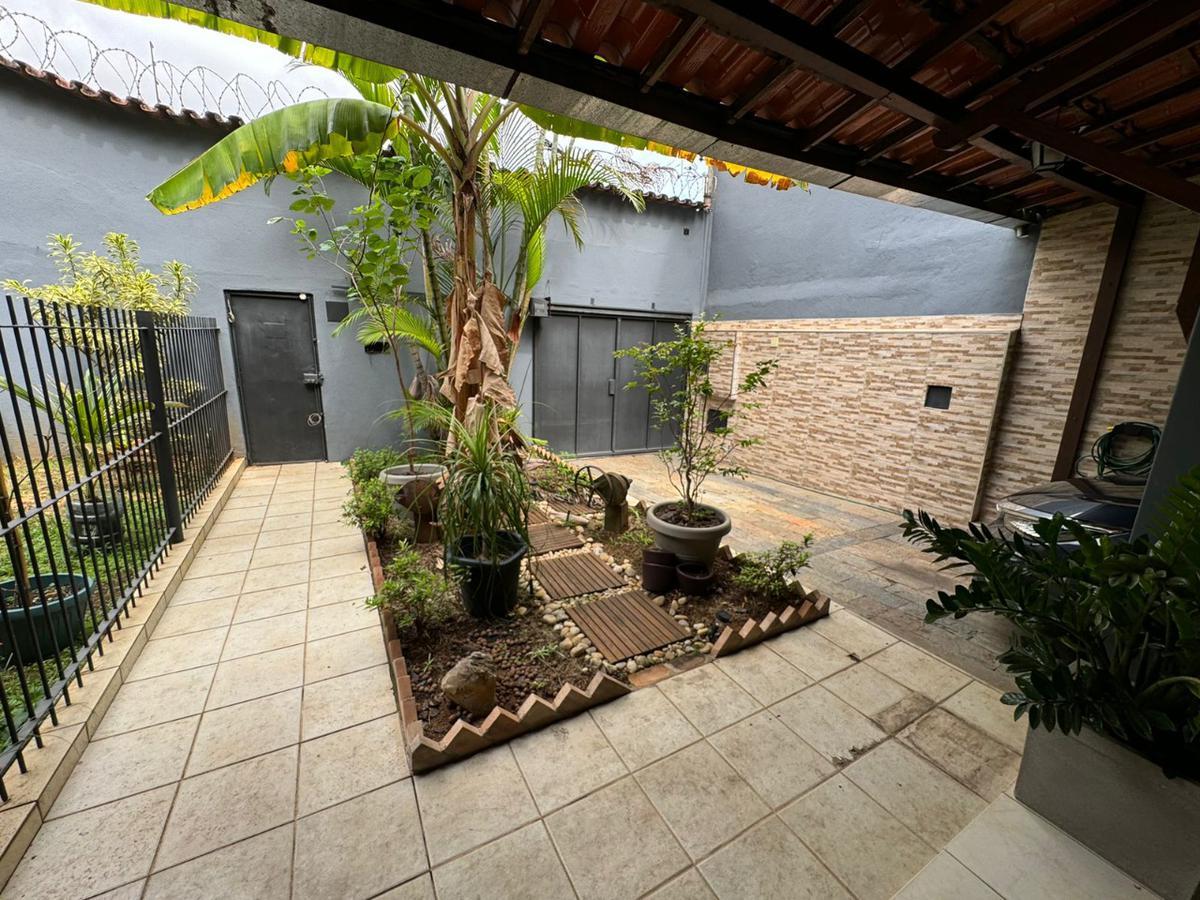 Casa, Colégio Batista, 9 Quartos, 3 Vagas, 2 Suítes