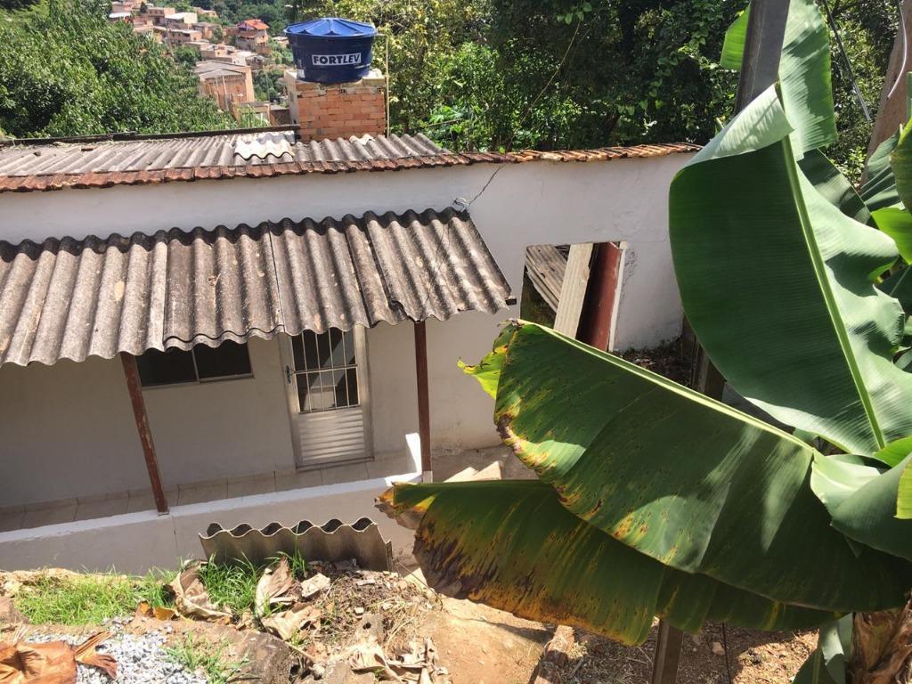 Casa, Morro da Cruz, 2 Quartos, 0 Vaga