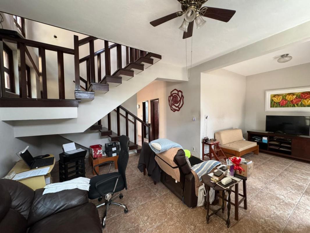 Casa, Paquetá, 3 Quartos, 3 Vagas, 2 Suítes