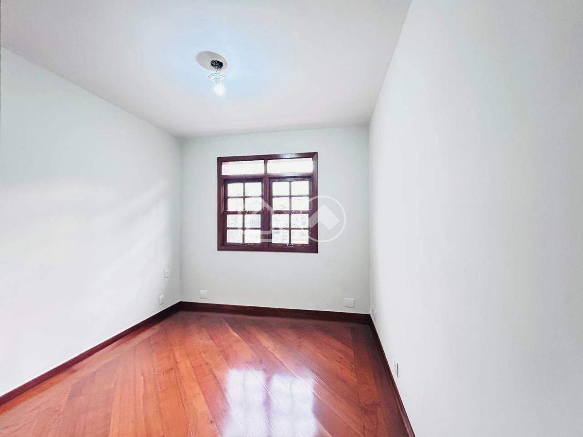 Casa, Santa Teresa, 8 Quartos, 6 Vagas, 2 Suítes