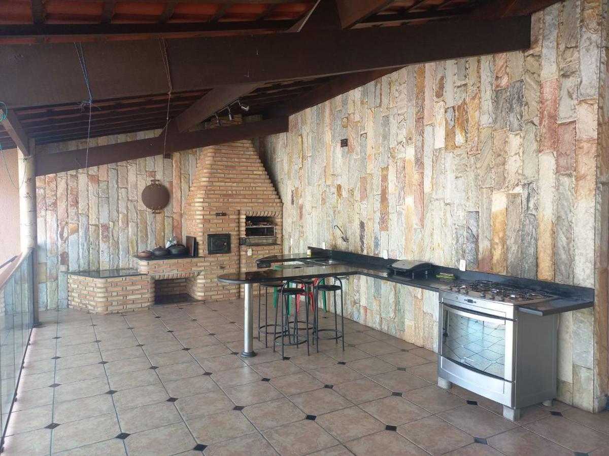 Casa, Itapoã, 4 Quartos, 4 Vagas, 2 Suítes