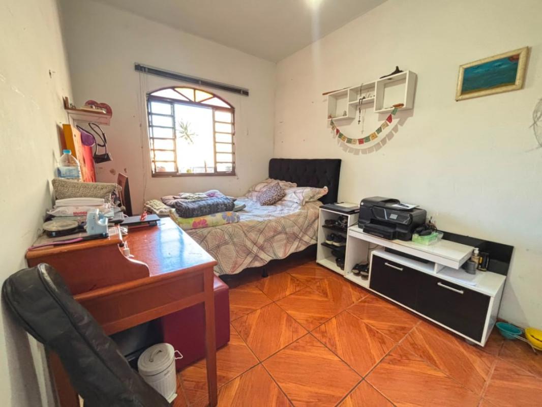 Casa, Graça, 3 Quartos, 1 Vaga, 1 Suíte