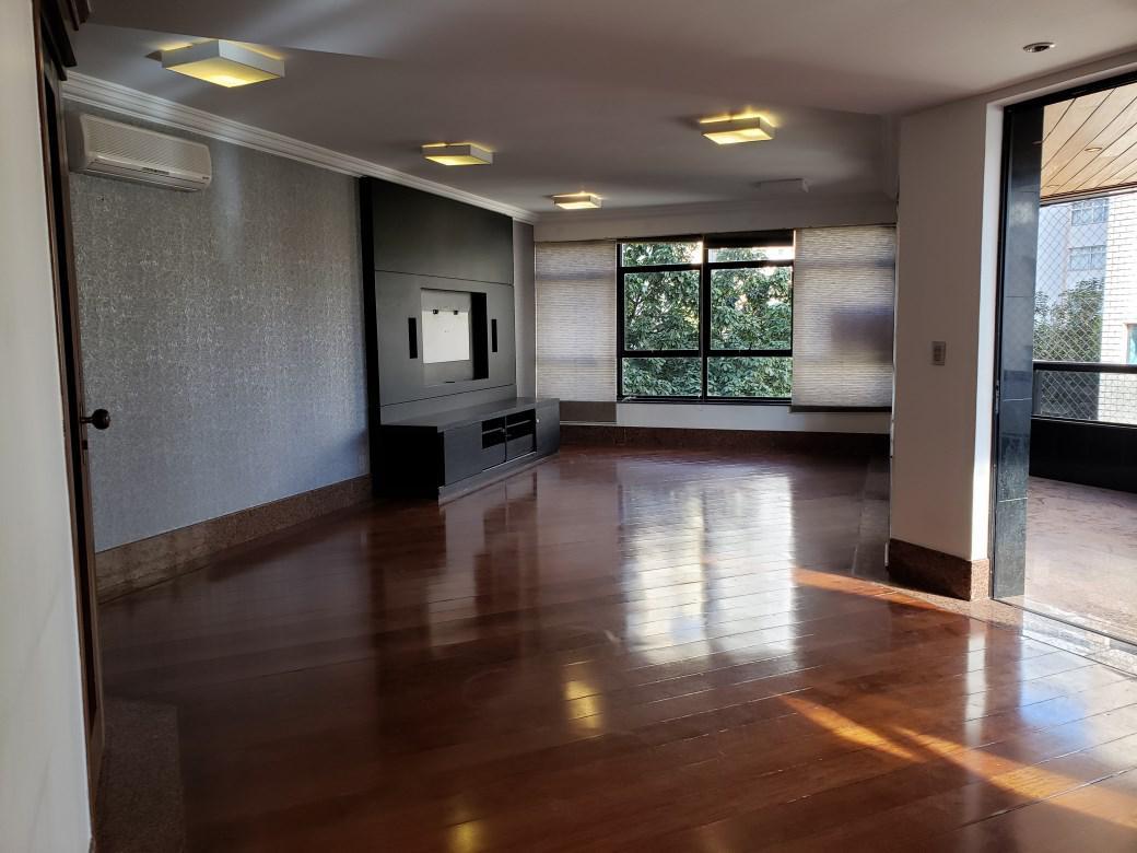 Apartamento, Funcionários, 4 Quartos, 4 Vagas, 4 Suítes