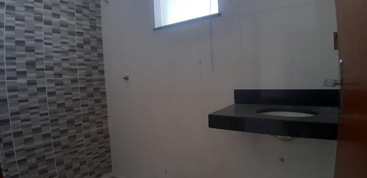 Casa, Arvoredo II, 3 Quartos, 2 Vagas, 1 Suíte