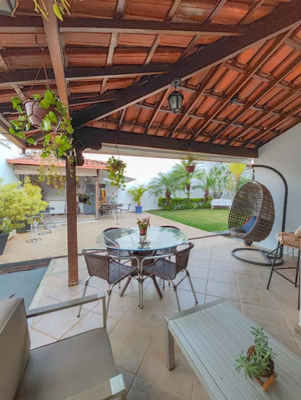 Casa, Castelo, 5 Quartos, 4 Vagas, 2 Suítes