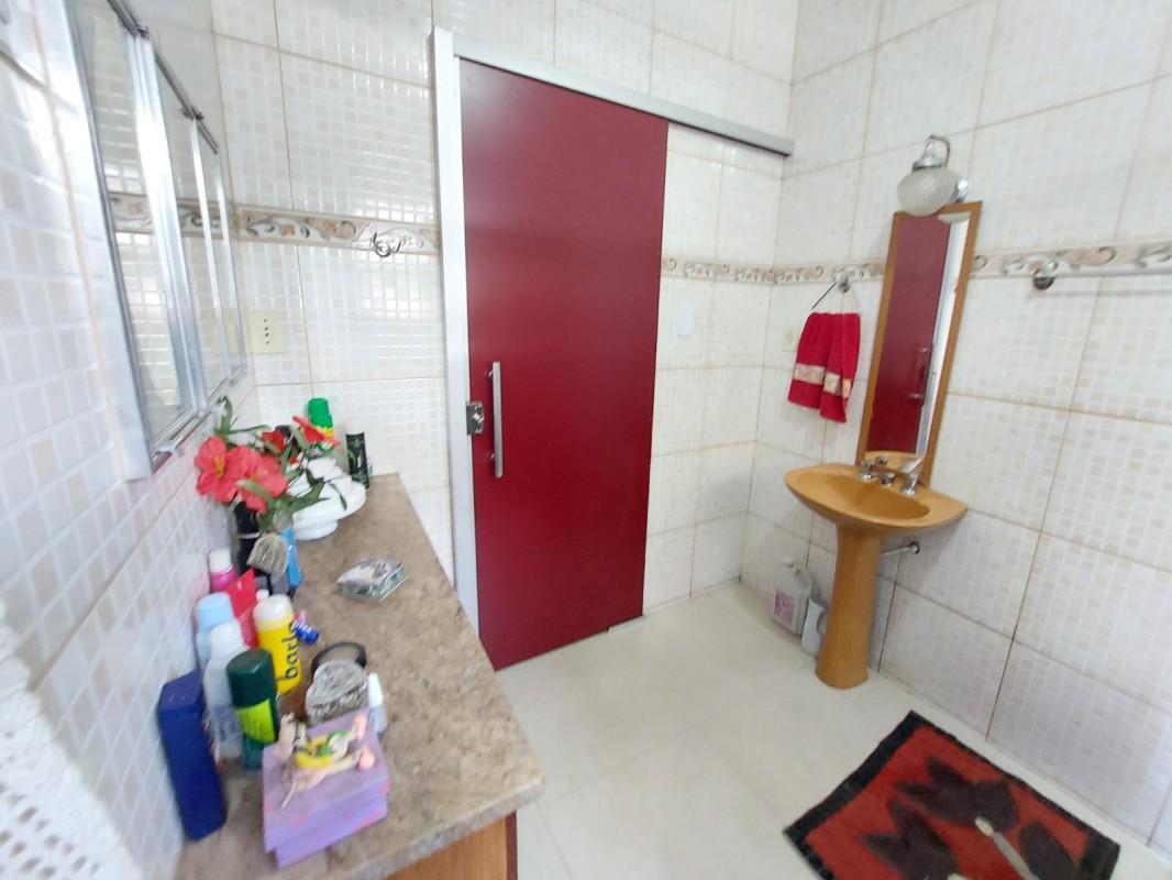 Casa, Serrano, 3 Quartos, 2 Vagas, 1 Suíte