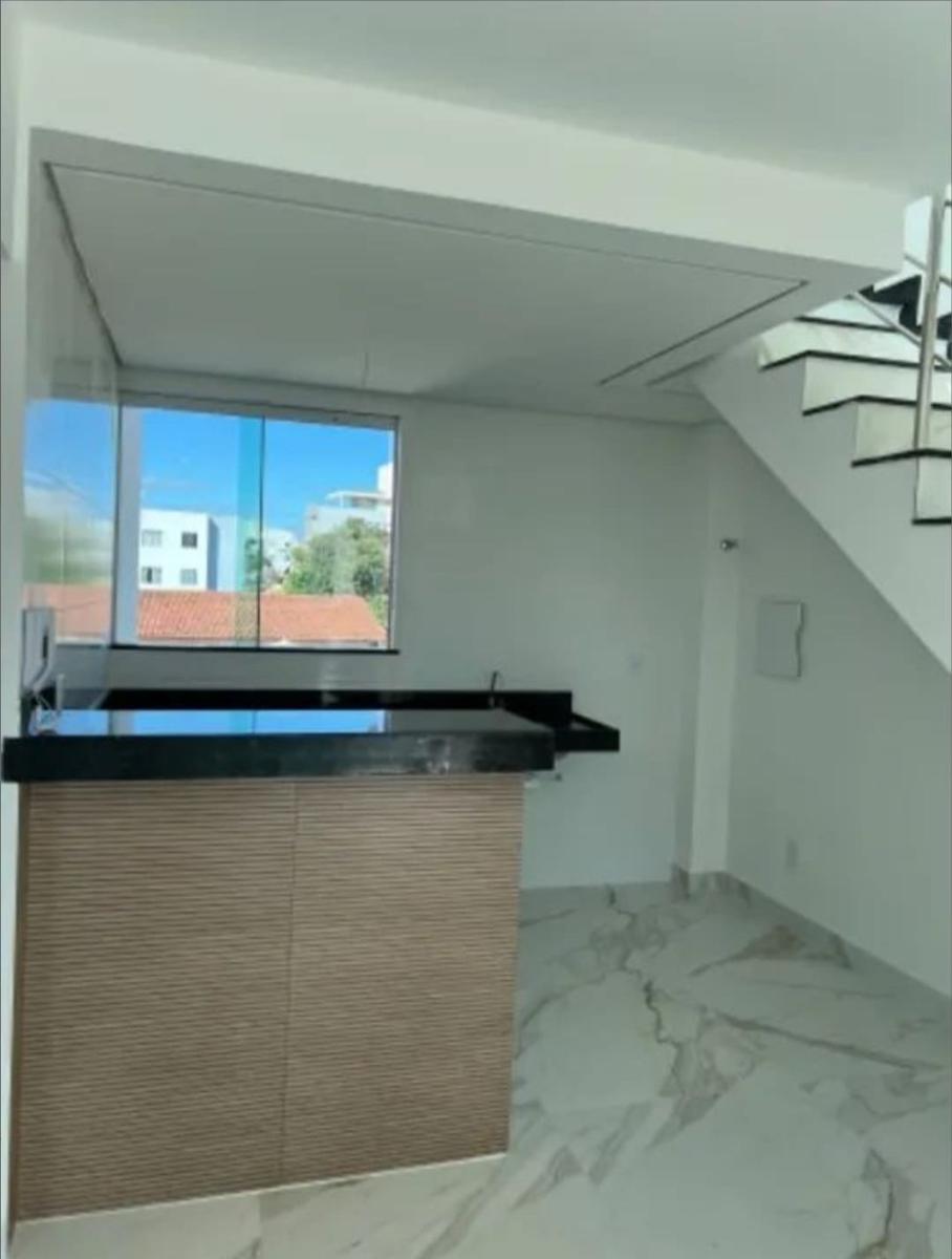 Cobertura, Planalto, 2 Quartos, 2 Vagas, 1 Suíte