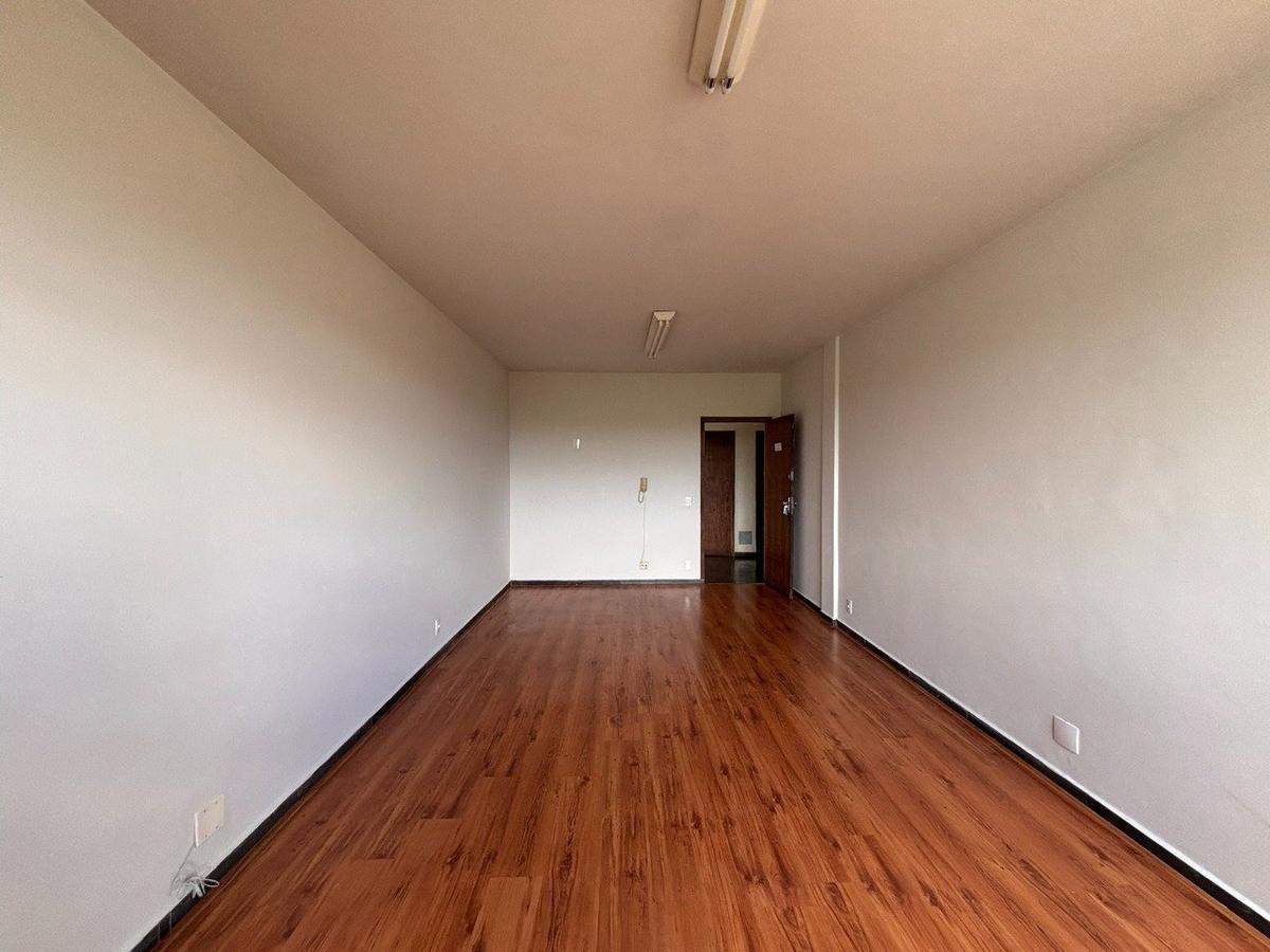 Sala, São José, 0 Quarto, 0 Vaga