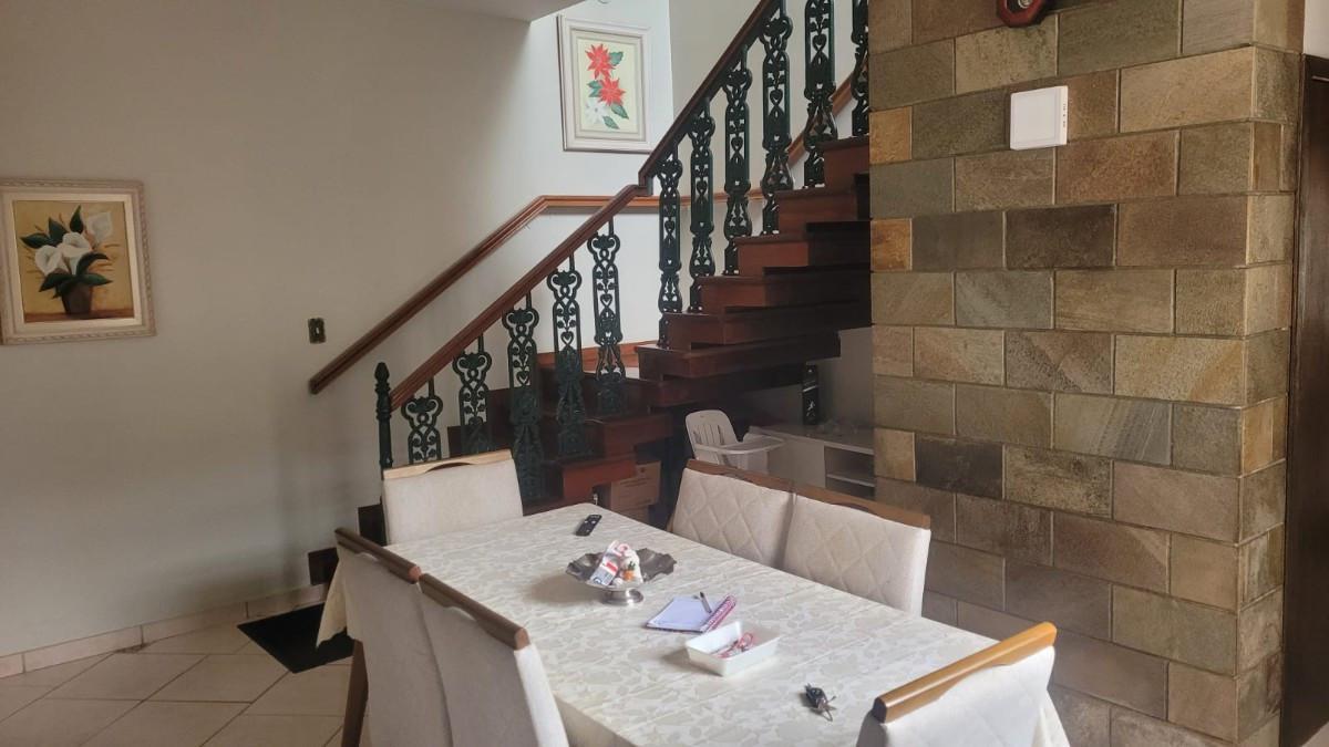 Casa, Padre Eustáquio, 3 Quartos, 4 Vagas, 1 Suíte