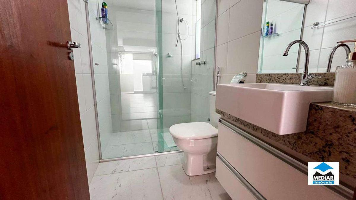 Casa, Santa Efigênia, 3 Quartos, 2 Vagas, 2 Suítes