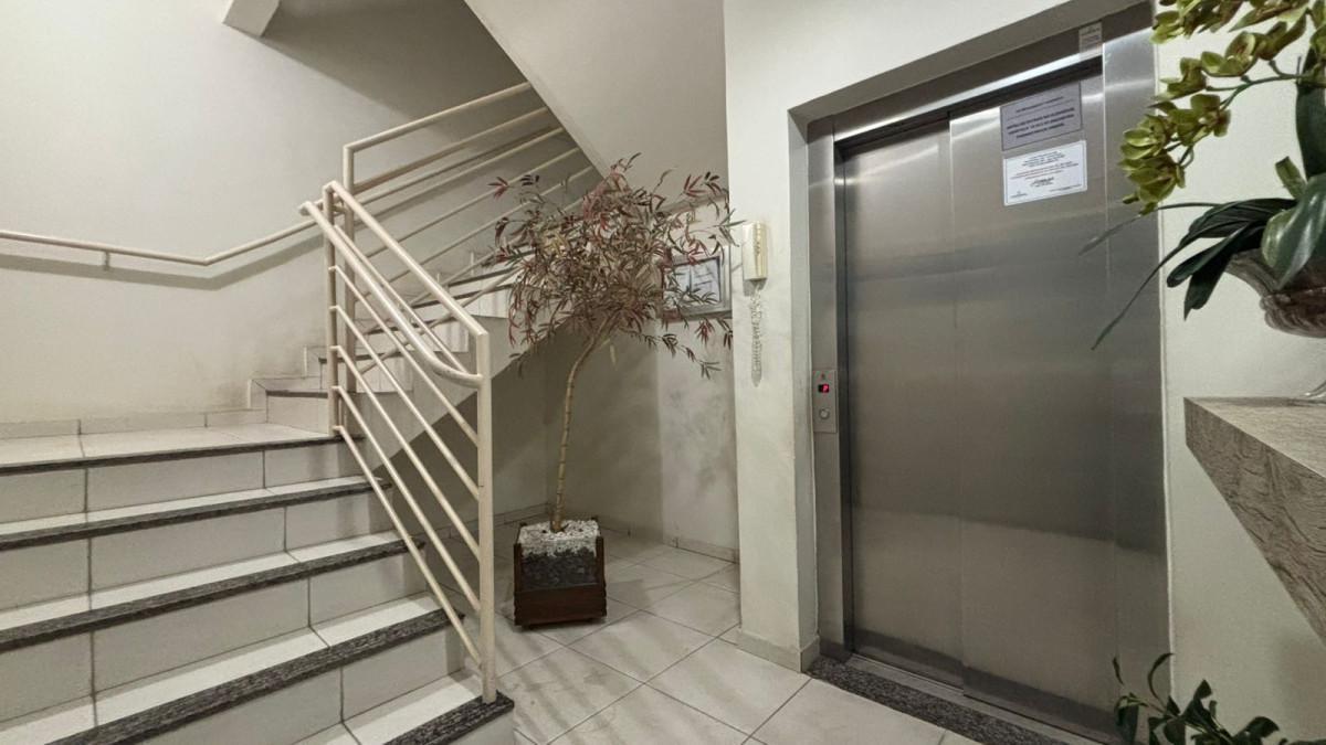 Apartamento, Sagrada Família, 3 Quartos, 2 Vagas, 1 Suíte