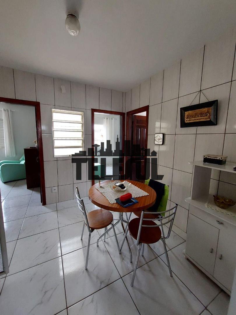 Casa, Vila Floresta, 2 Quartos, 0 Vaga