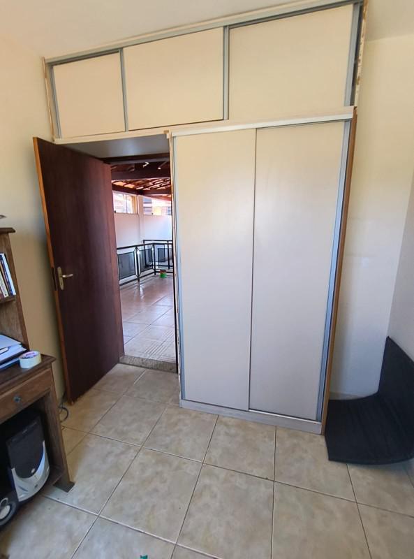 Casa, Tirol, 5 Quartos, 2 Vagas, 1 Suíte