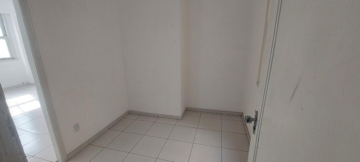 Sala, Centro, 0 Quarto, 0 Vaga