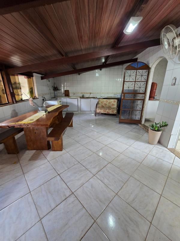 Casa, Novo Glória, 3 Quartos, 3 Vagas, 1 Suíte
