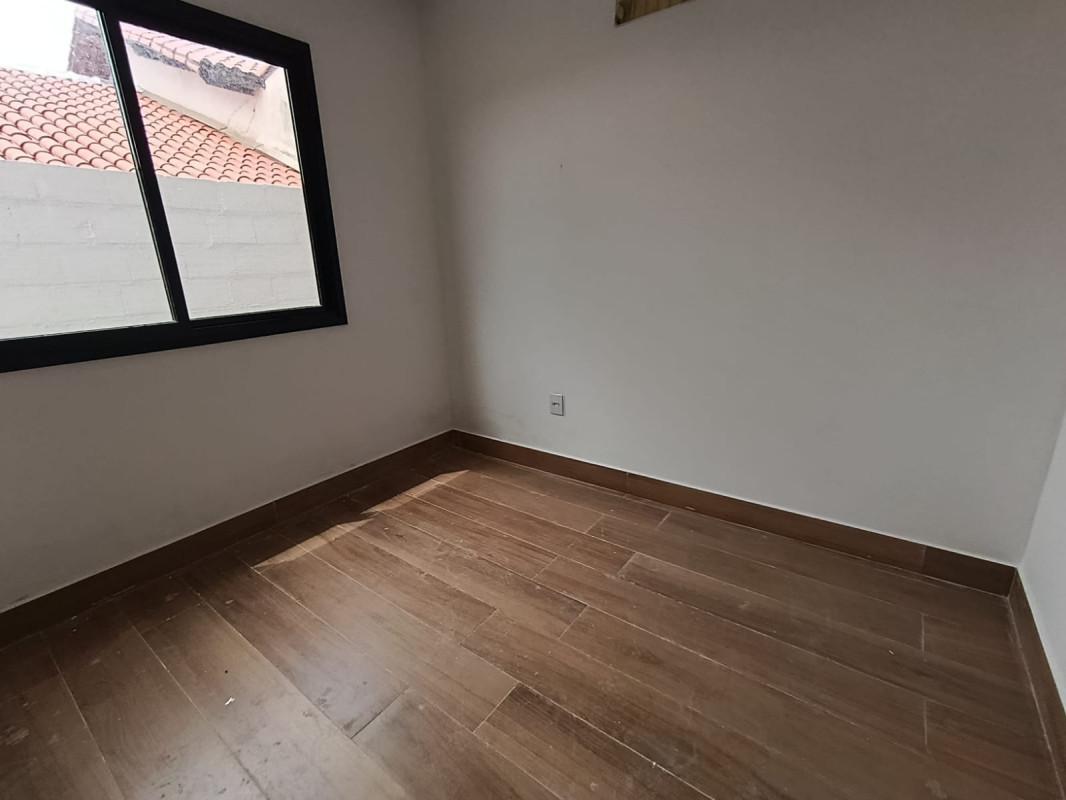 Apartamento, Barreiro, 3 Quartos, 2 Vagas, 1 Suíte