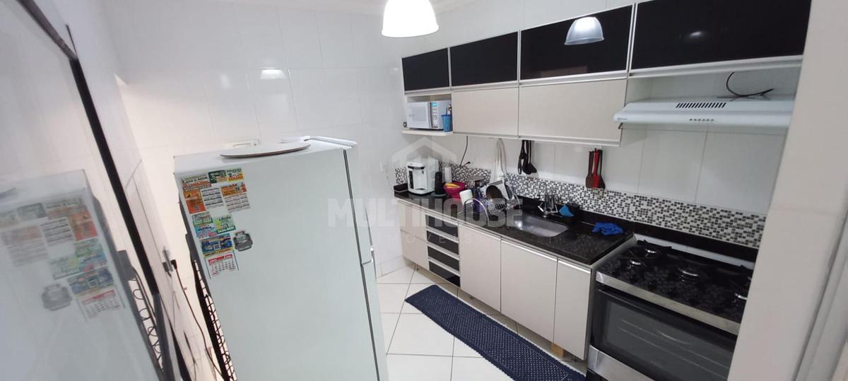 Casa, Planalto, 2 Quartos, 2 Vagas, 1 Suíte