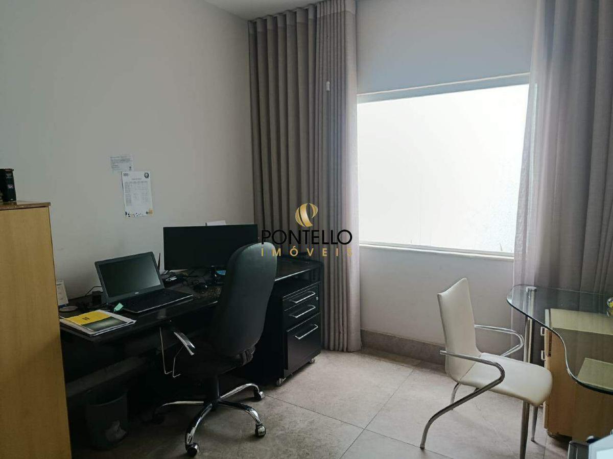 Casa, Mangabeiras, 4 Quartos, 4 Vagas, 1 Suíte