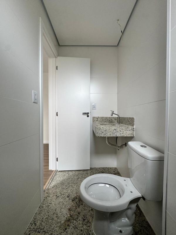 Apartamento, Sagrada Família, 3 Quartos, 2 Vagas, 1 Suíte