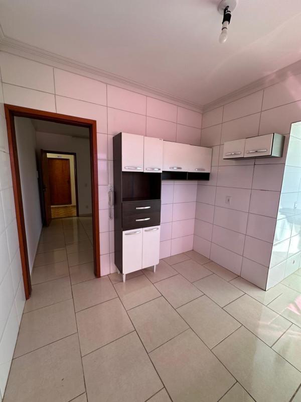 Apartamento, Vargem, 2 Quartos, 1 Vaga